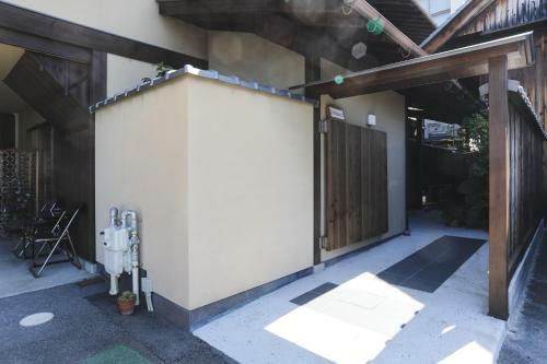 Konuka Yakushi Temple House