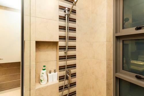 Urban Hive In Bukit Bintang I Robertson Residence