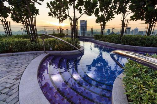 Urban Hive In Bukit Bintang I Robertson Residence