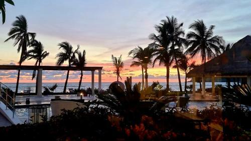 Apartamento 3bdr Condo Righ On The Beach - In Golden Zone