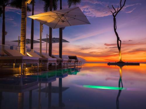 Pier 57 406 Romantic Zone! Magic Sunset View !!!