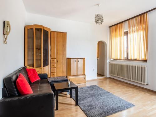 Charming Holiday Home In Klagenfurt With Garden