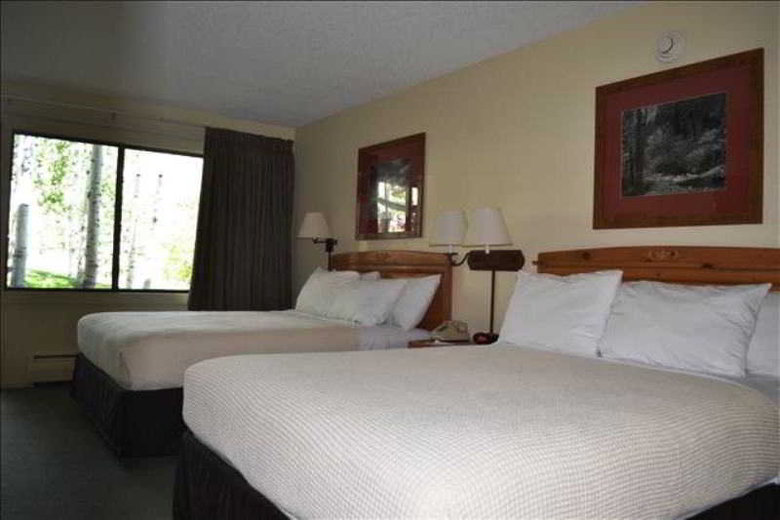 Hotel Pokolodi Lodge