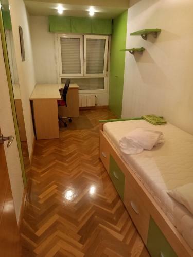 Apartamento Luminoso Y Amplio Avda. Pamplona