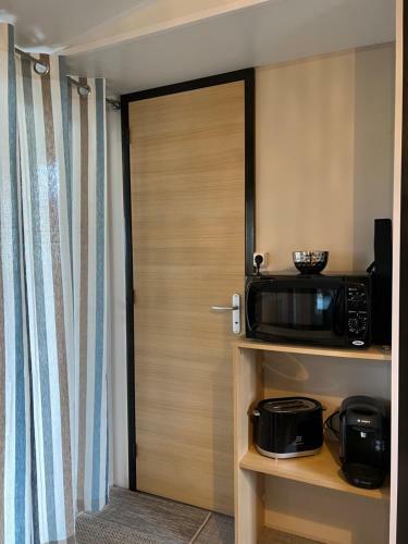 Mobil-home 3 Ch 6 Pers Clim , Vue Lac
