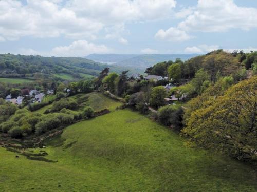 Pass The Keys Wonderful 3-bed Home With Breathtaking Views