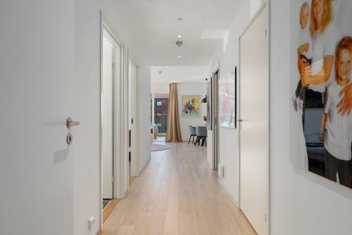 Stayplus Dnb Apartment With Balcony