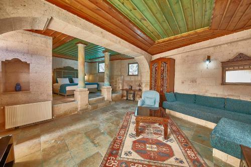Hotel Charm Of Cappadocia Cave Suites