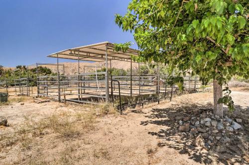 Lovely Morongo Valley Homestead With Mtn Views