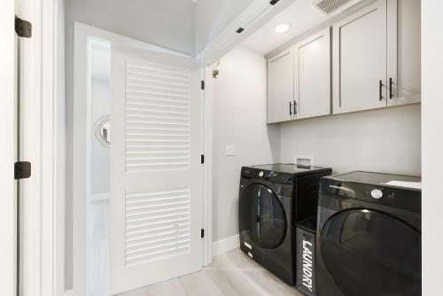 Villa New Luxury 1 Br Guest Suite, W/kitchen, Pvt