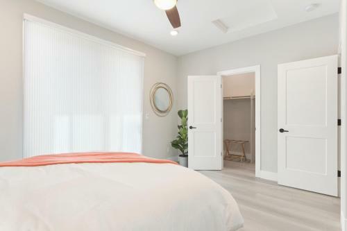 Villa New Luxury 1 Br Guest Suite, W/kitchen, Pvt