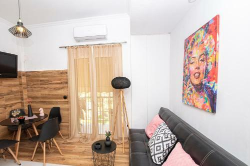 Theodosia Apartment