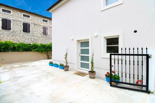 House Rakalj 2164