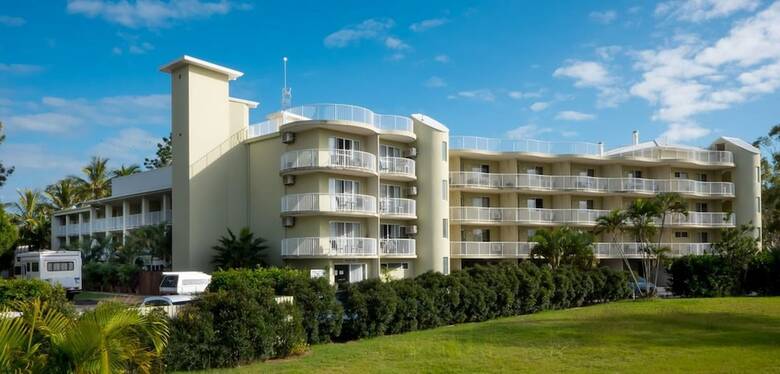 Aparthotel Cabarita Lake Apartments