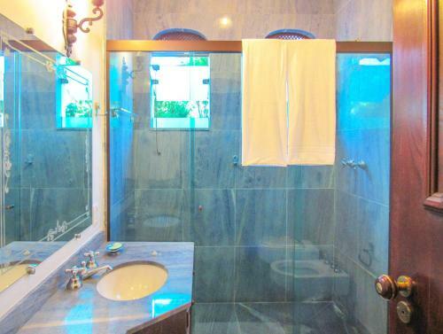 Linda Casa Com Piscina E Lazer Completo Em Guaruja