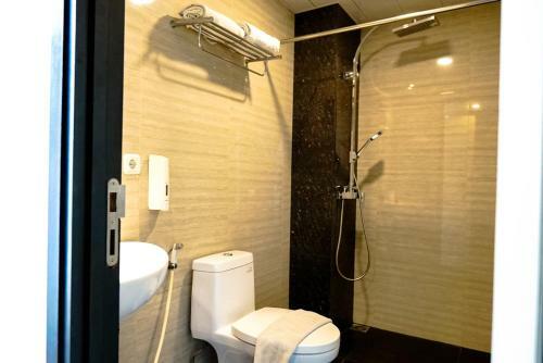Empress Hotel Makassar City Center By Life
