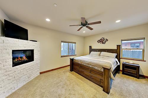 Angora Lake Extended Stay Cabin