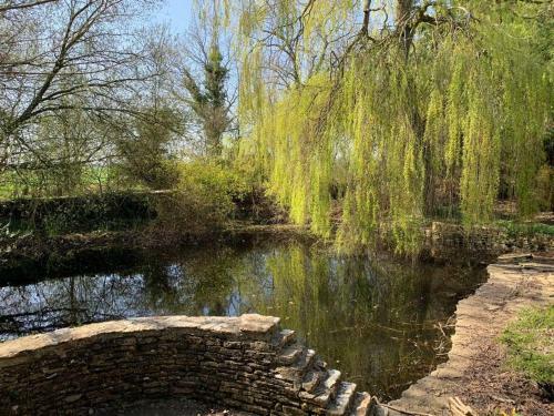 Heathfield Cottage- A Little Gem In The Cotswolds