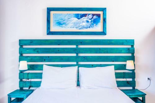 Hostal The Life Suites