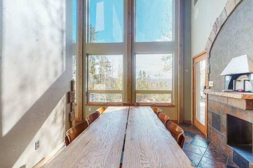 Grand Golf Course Chalet