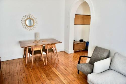 Apartamento Nice Family Pad -few Steps Away From Coogee Beach!