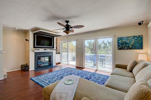 Tower Shores -- 39562 Admiral