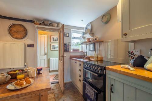 2 Fox Cottages