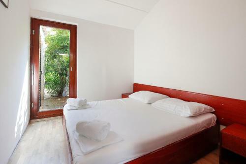 Gajac Apartments Zrce Beach