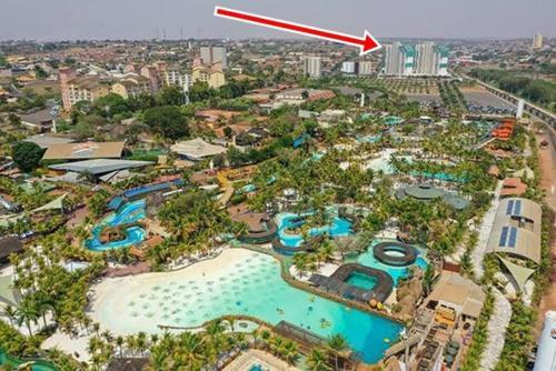 Apartamento No Ol�mpia Park Resort (Melhor Pre�o!)