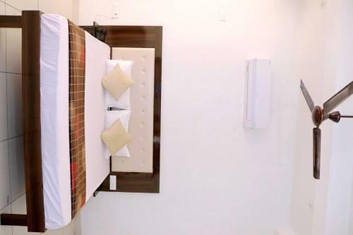 Oyo 89410 Hotel Uv