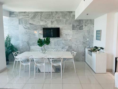 3 Bedroom Apartment In Brickell