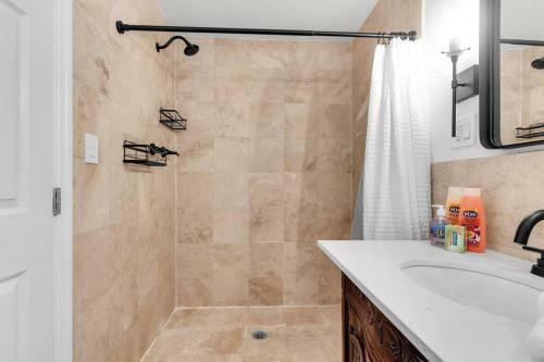 Stylish & Modern Home - 5 Min To Brickell