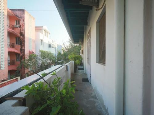 2bhk Villa In Rock Beach