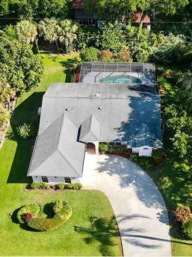 *coastal Beautiful Pool Home All To Yourself! *