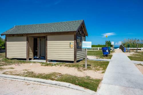 Vilano Cottage Unit B
