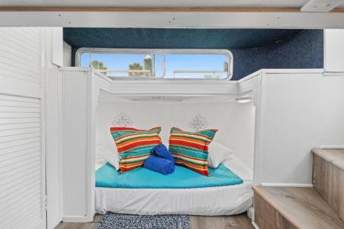 River View Houseboat