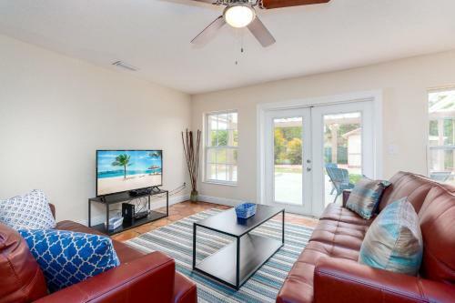 Beautiful Completely Remodeled Home Minutes To Downtown