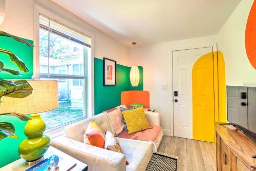 Eclectic Tampa Home Less Than 4 Mi To Busch Gardens!