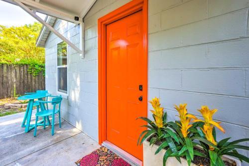 Eclectic Tampa Home Less Than 4 Mi To Busch Gardens!