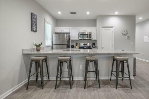 Apartamento Eclectic Townhome Haven In Tampa