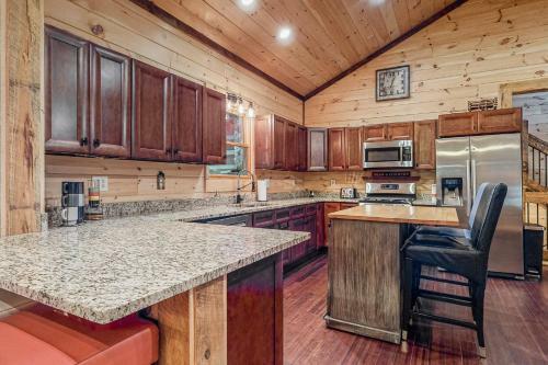 Bear Claw Lodge