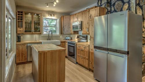 Lakeshore Lodge By Escape To Blue Ridge