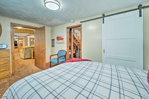Caldwell House With Grill About 1 Mi To Downtown!