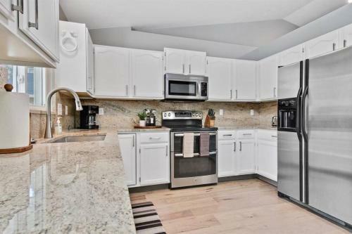 A La Mode Homestyle 3 Bedroom Centered In Meridian, Id