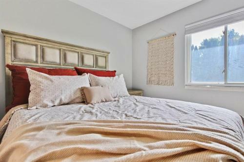 A La Mode Homestyle 3 Bedroom Centered In Meridian, Id