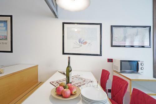 Iflat Lovely, Bright And Cozy Apartment