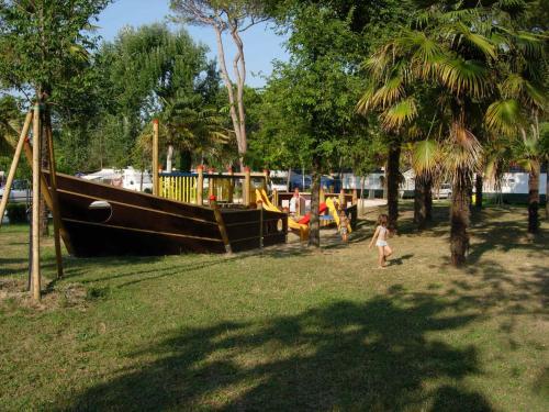 Happy Camp Mobile Homes In Camping Laguna Village