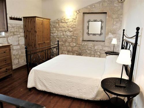 Spacious Apartment In Modica With Shared Pool