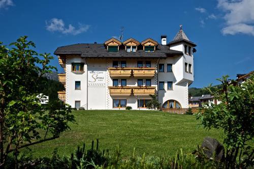 Hotel Garn� Serena