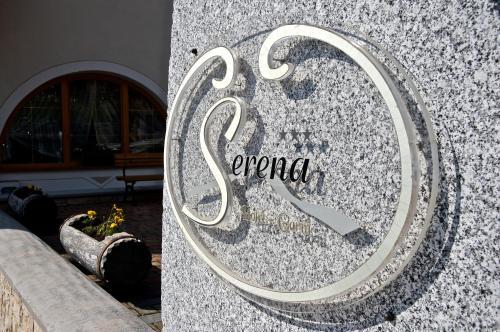 Hotel Garn� Serena